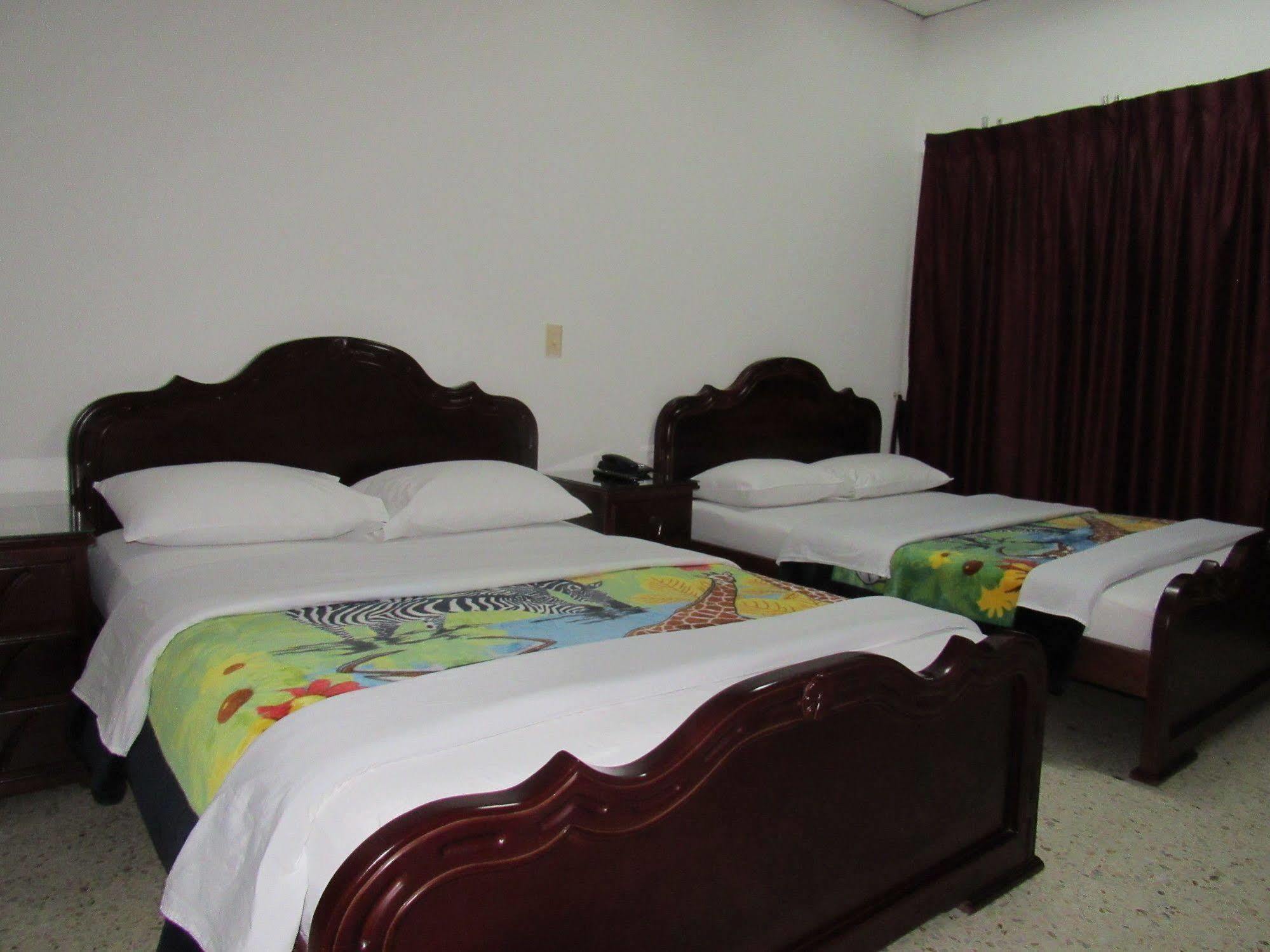Hotel Ejecutivo Pereira Exterior foto