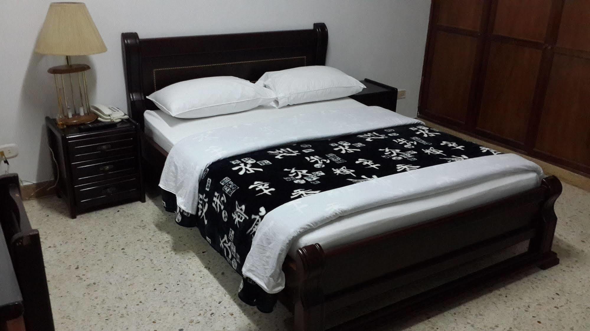 Hotel Ejecutivo Pereira Exterior foto